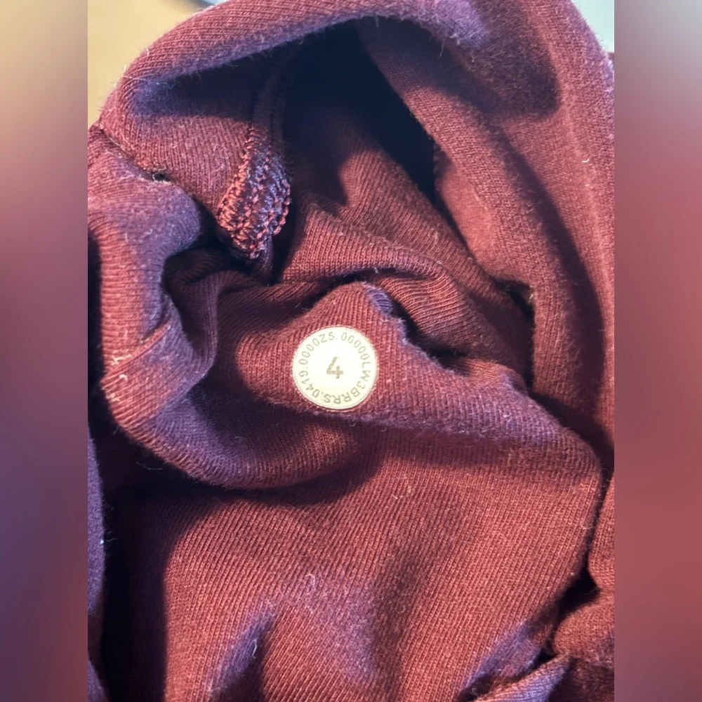 Lululemon Scuba Pullover Garnet Size 4 - Picture 8 of 9